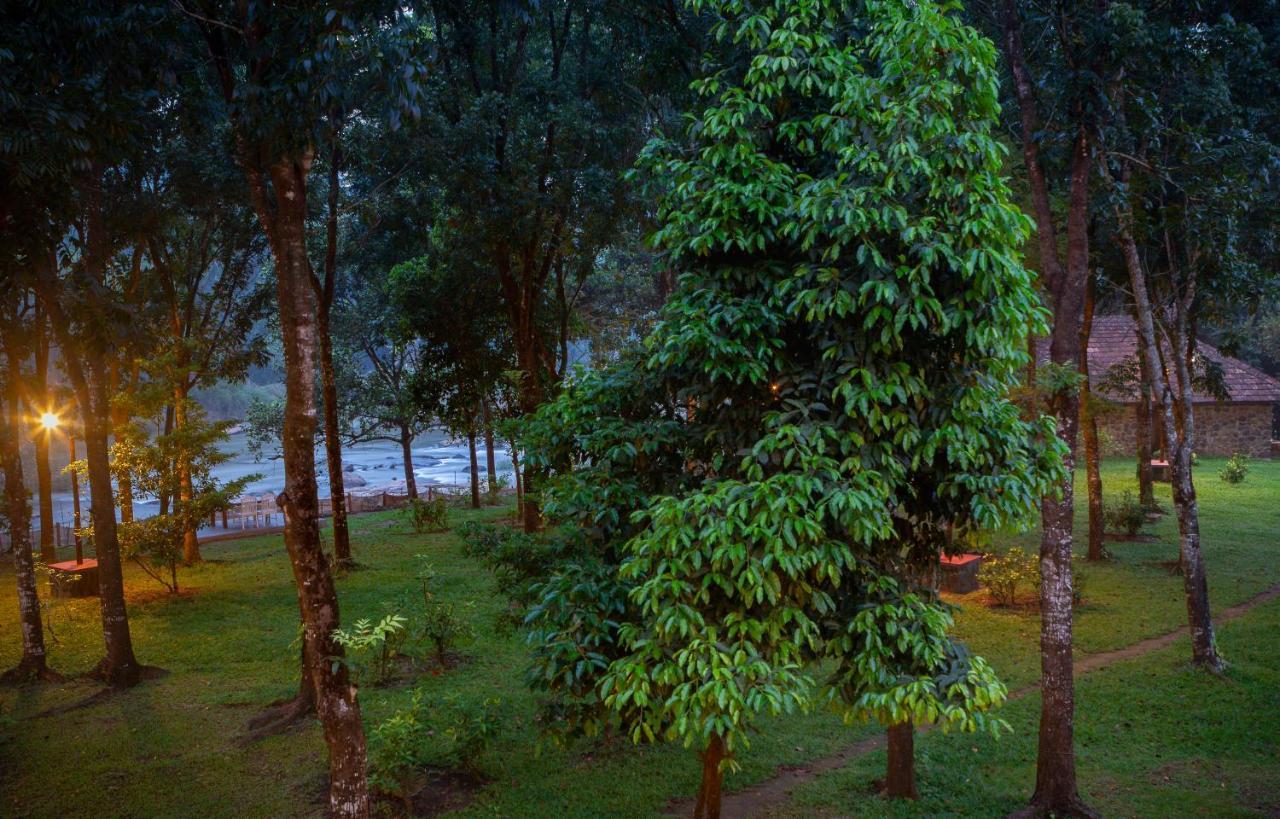 Quiet By The River- Cgh Earth Thodakayam Εξωτερικό φωτογραφία